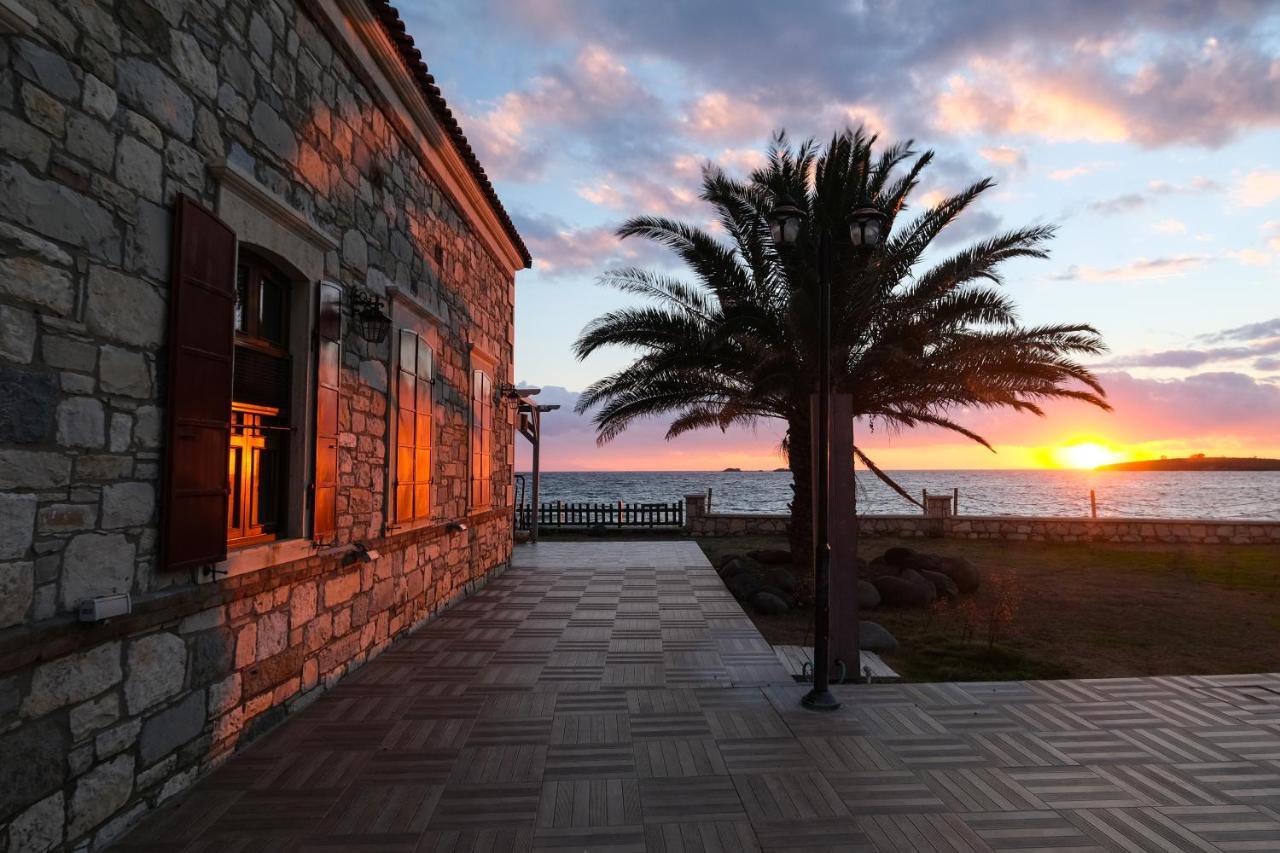 Lavantali Konak Otel Restoran Seferihisar Exterior photo